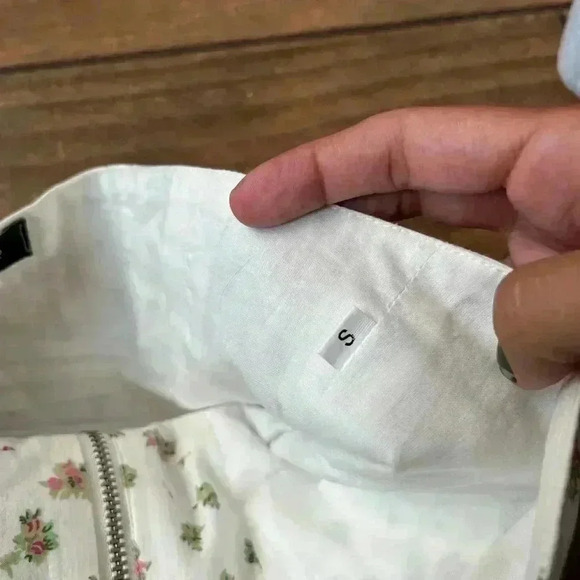 NWOT LAVEER bustier floral top small - Picture 4 of 5